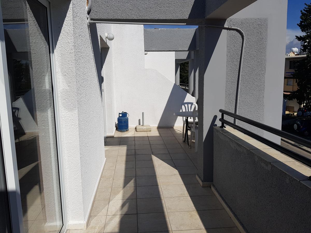 Valentinos Court Apartment Paphos ภายนอก รูปภาพ